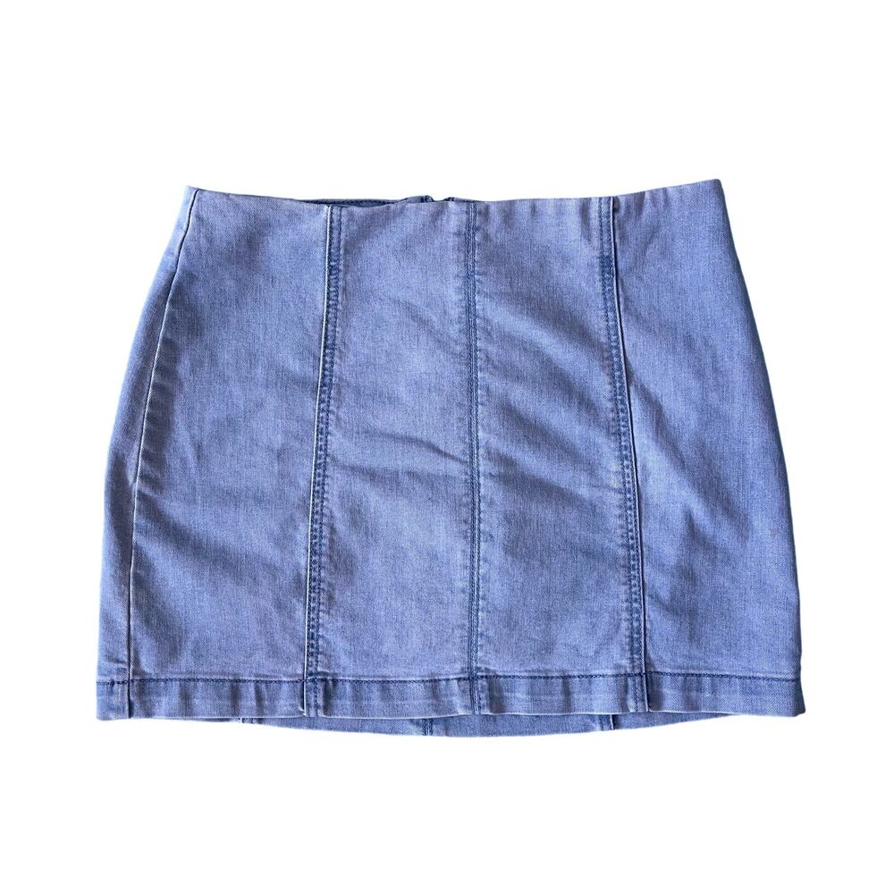 Earth Bound Denim Mini Skirt Y2K Light Wash Women’s Size Large